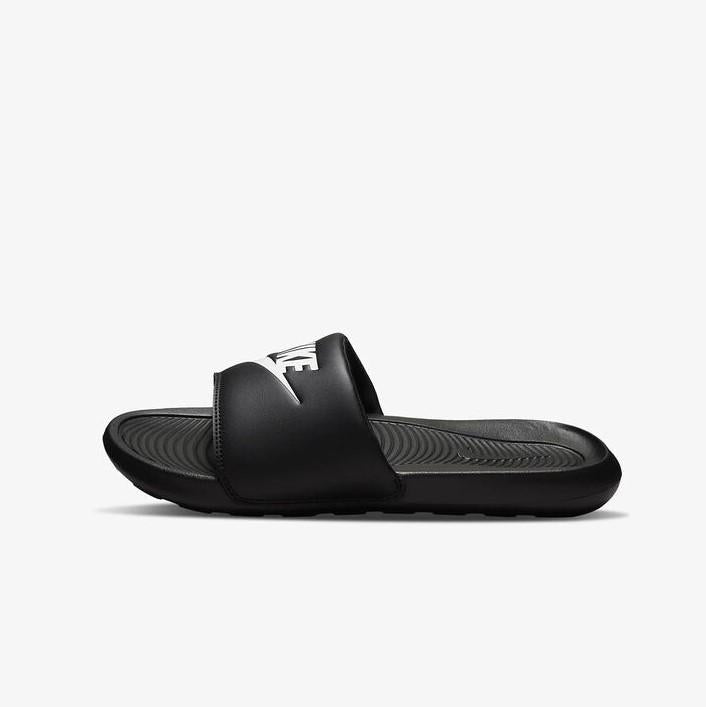 Image of NIKE CN9675 002  