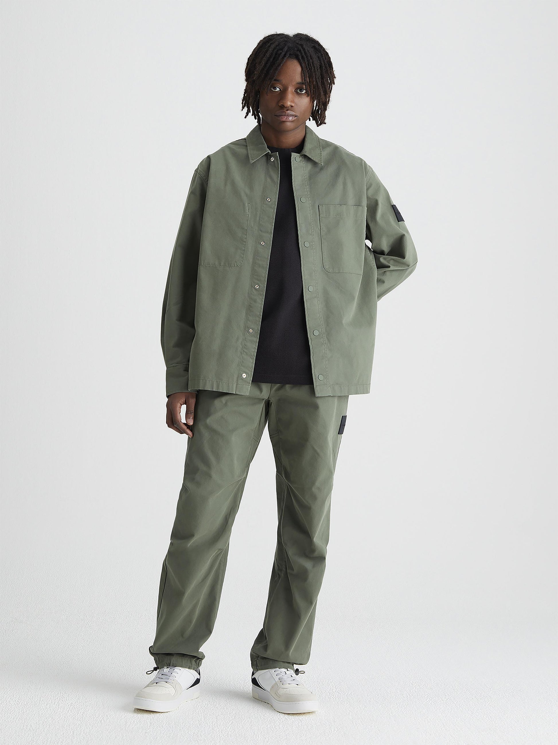 CALVIN KLEIN J30J324040 LLP  